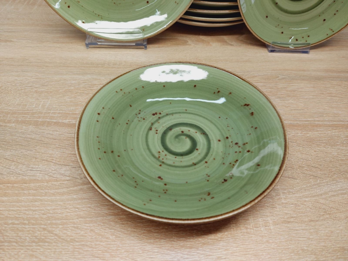 Сервиз из тарелок DN24-Spiral Green