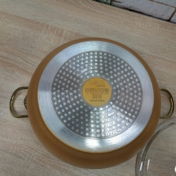 Кастрюля 3141-IND (крем - 24х10,5) 4,5 л